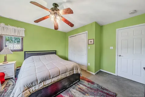 3720 Farmedge Court Bethpage NY 11714