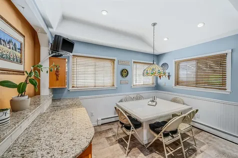 3720 Farmedge Court Bethpage NY 11714