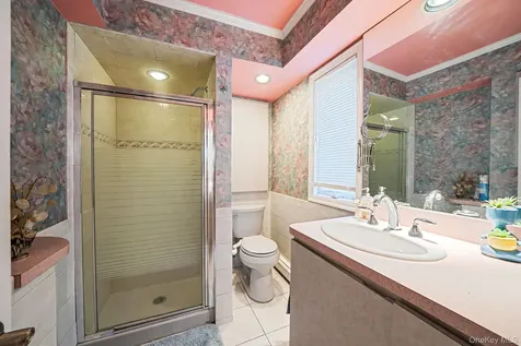 3720 Farmedge Court Bethpage NY 11714