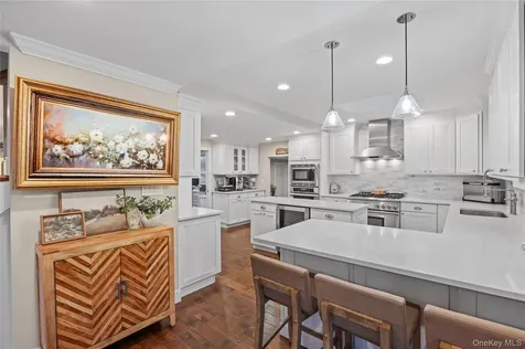 152 Bay Drive Massapequa NY 11758