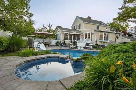 152 Bay Drive Massapequa NY 11758