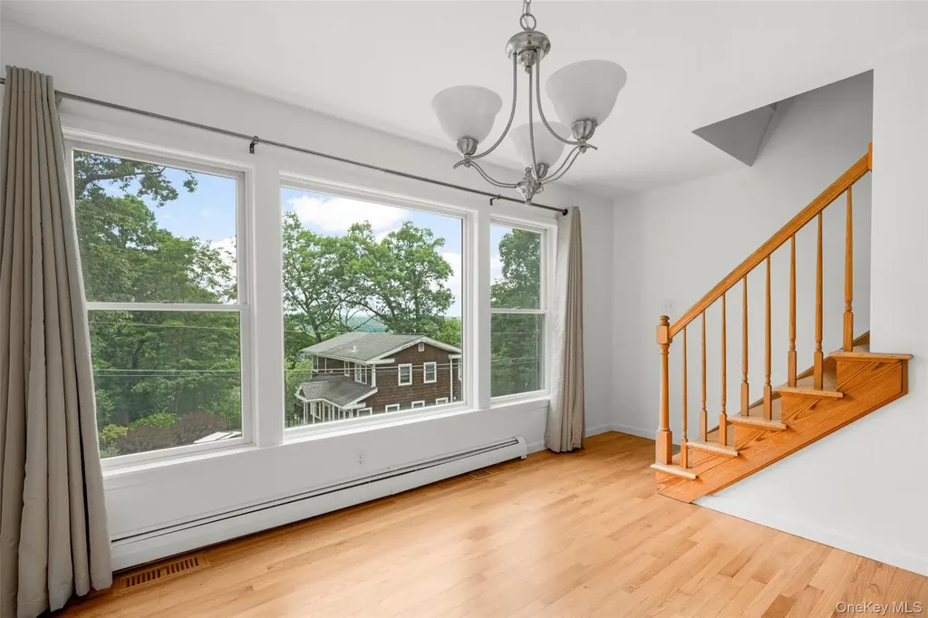 109 Tanglewylde Road Lake Peekskill NY 10537