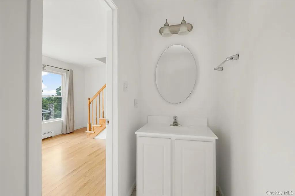 109 Tanglewylde Road Lake Peekskill NY 10537