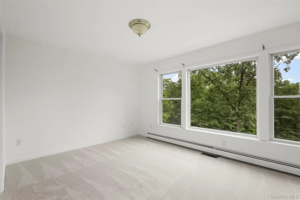 109 Tanglewylde Road Lake Peekskill NY 10537