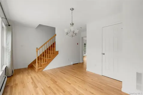 109 Tanglewylde Road Lake Peekskill NY 10537