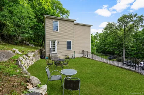 109 Tanglewylde Road Lake Peekskill NY 10537
