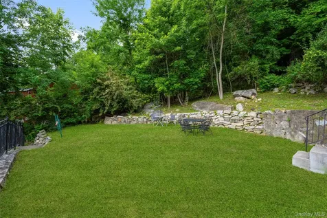 109 Tanglewylde Road Lake Peekskill NY 10537