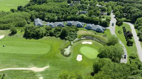 4004 The Fairway Baiting Hollow NY 11933