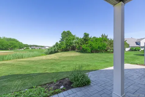4004 The Fairway Baiting Hollow NY 11933