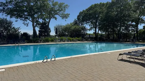 4004 The Fairway Baiting Hollow NY 11933