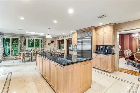 11 Wenwood Drive Brookville NY 11545