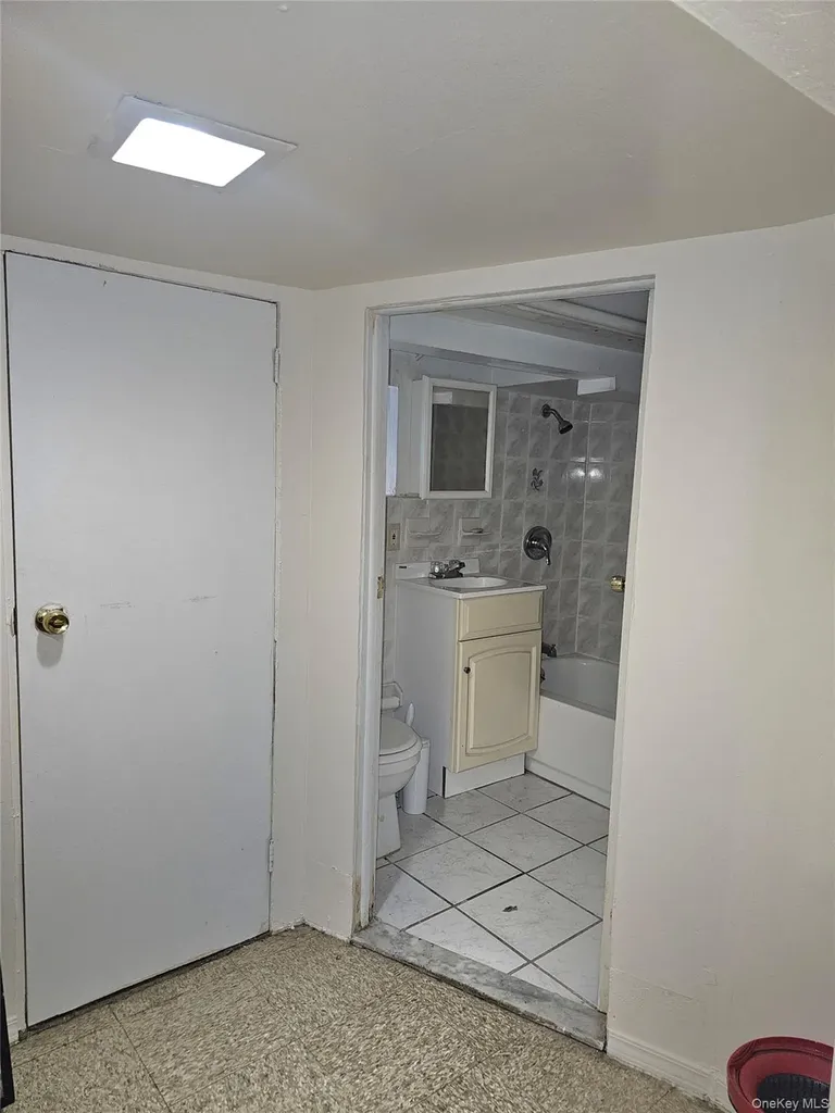 13121 223rd Street Laurelton NY 11413