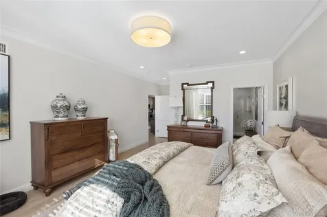 303 Silver Timber Drive Yaphank NY 11980