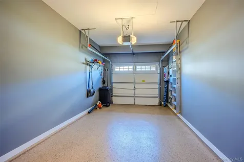 303 Silver Timber Drive Yaphank NY 11980