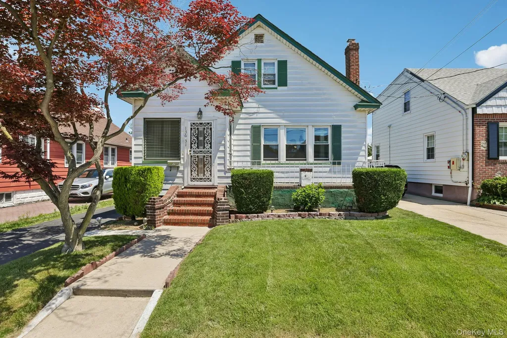 136-31 243rd Street Rosedale NY 11422