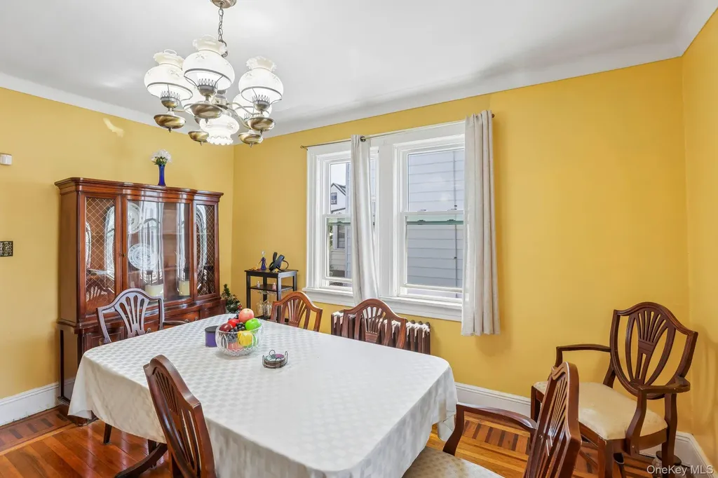 136-31 243rd Street Rosedale NY 11422