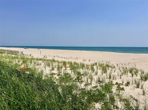 699 Dune Road Westhampton Dunes NY 11978