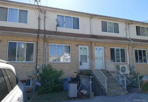 363 Union Avenue Staten Island NY 10303