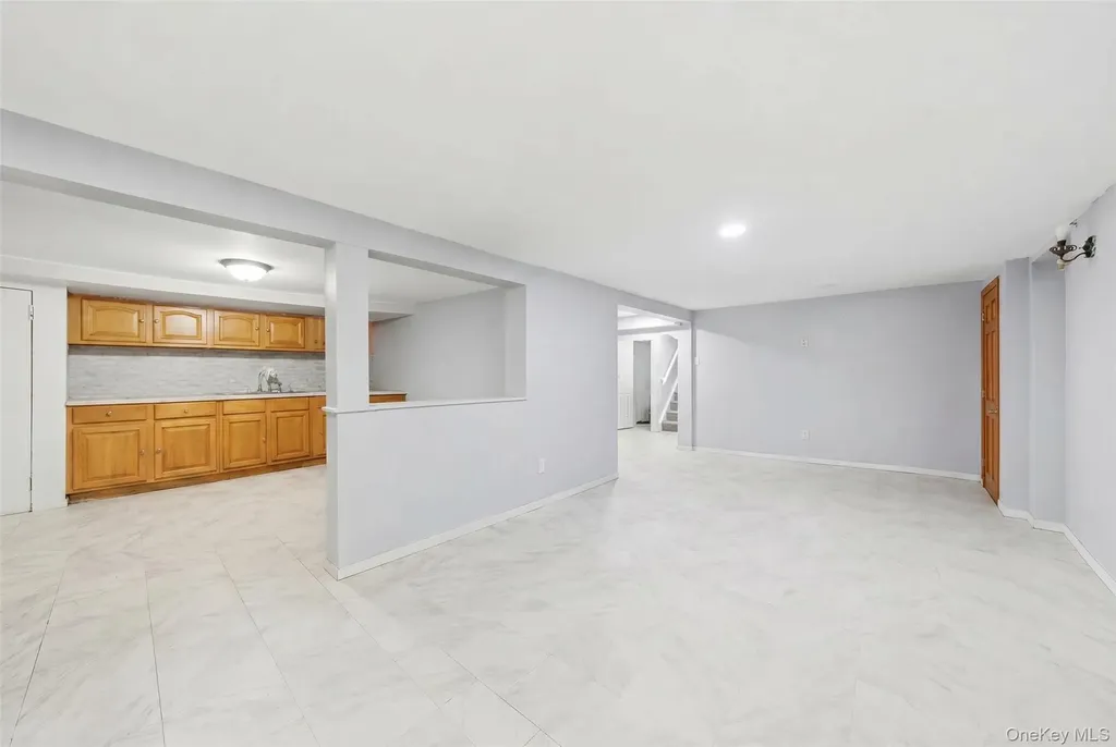 13170 221st Street Laurelton NY 11413