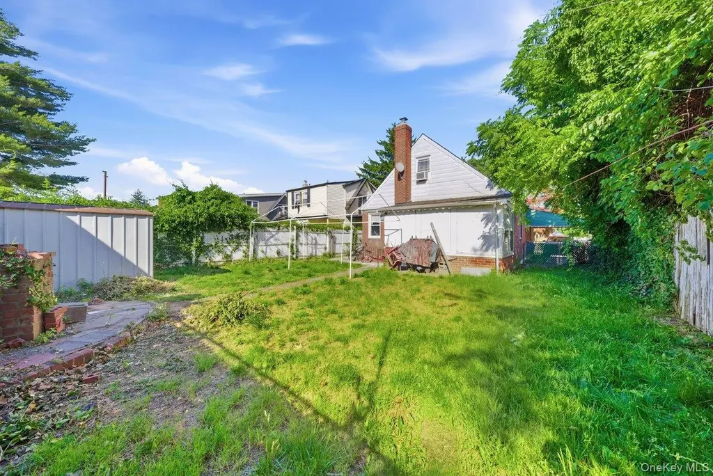 13170 221st Street Laurelton NY 11413