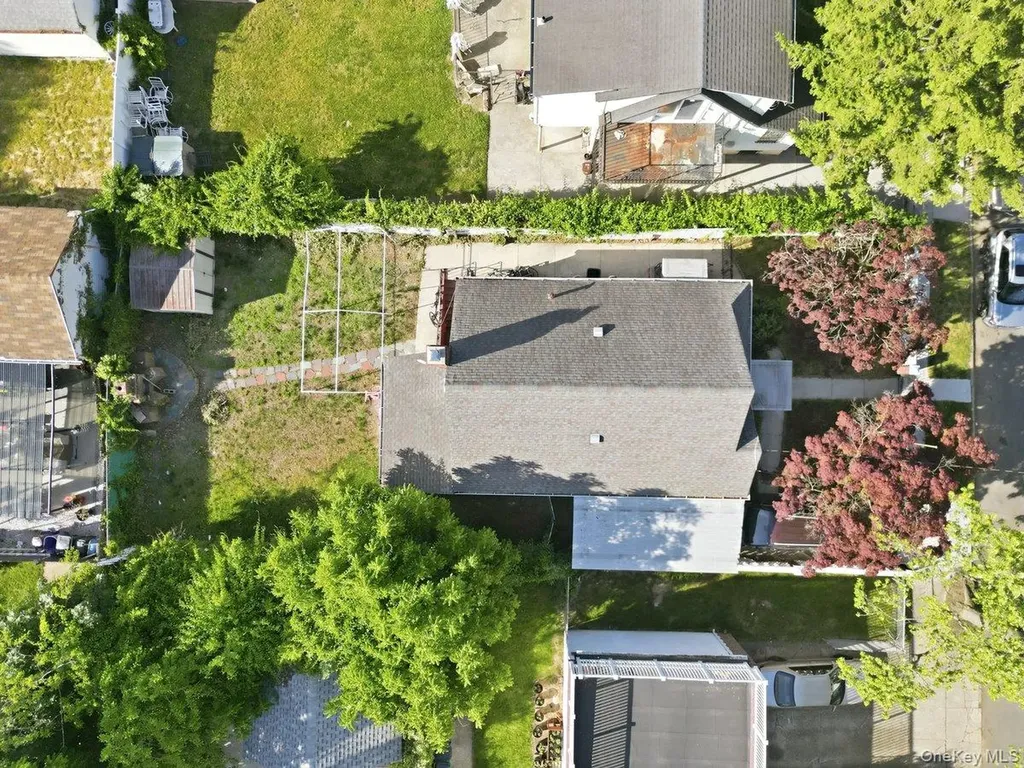 13170 221st Street Laurelton NY 11413