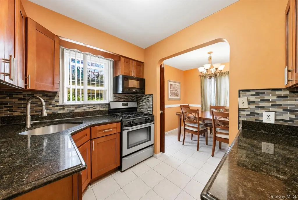 13170 221st Street Laurelton NY 11413
