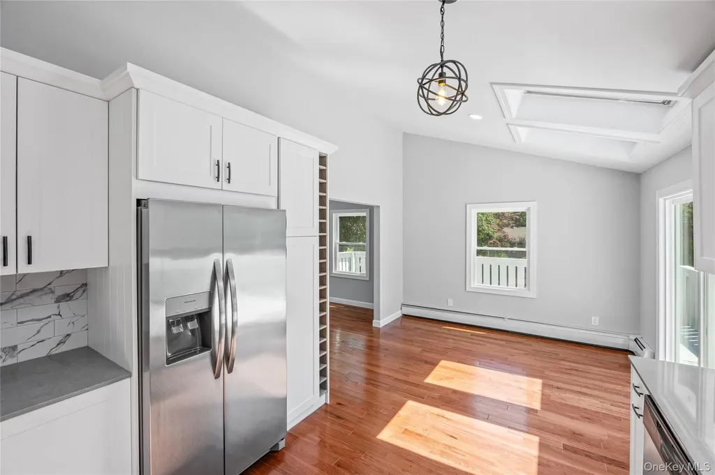 34 John Street N Shoreham NY 11786