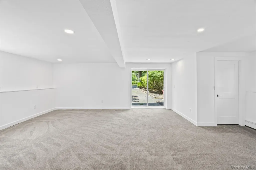 34 John Street N Shoreham NY 11786