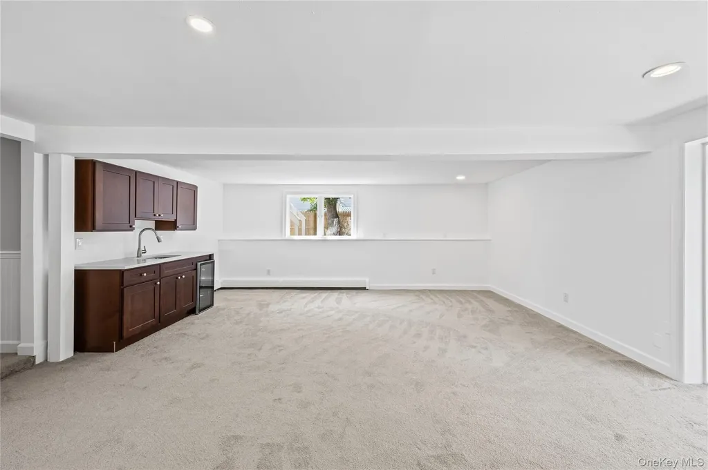 34 John Street N Shoreham NY 11786