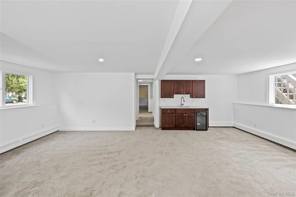 34 John Street N Shoreham NY 11786