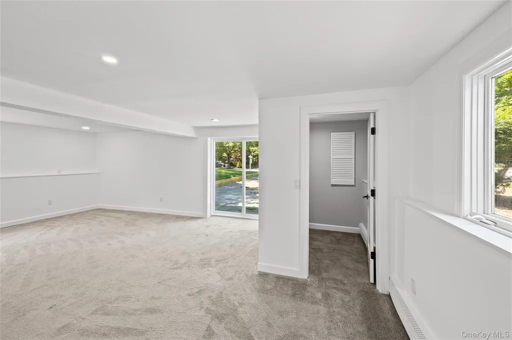 34 John Street N Shoreham NY 11786