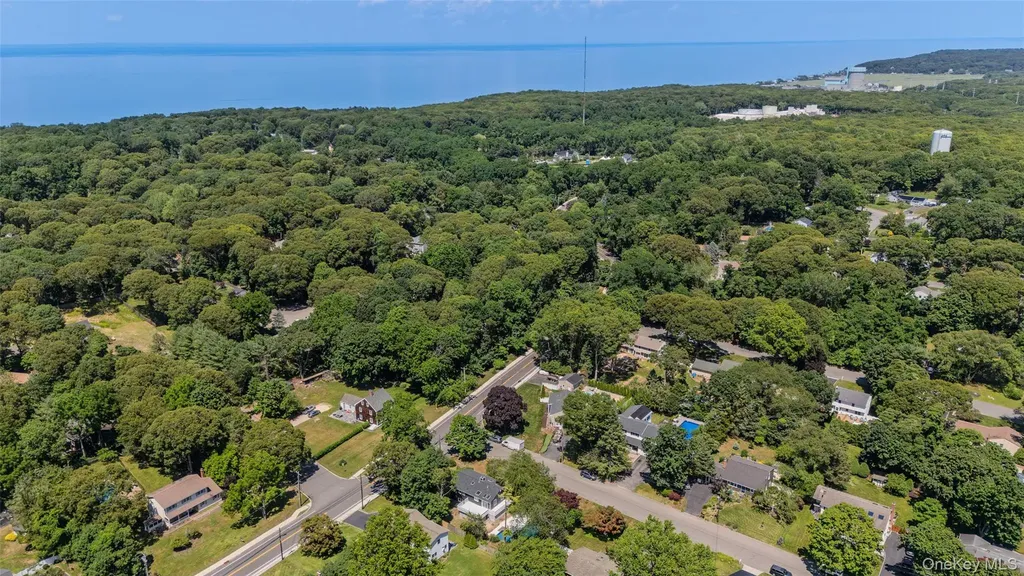 34 John Street N Shoreham NY 11786