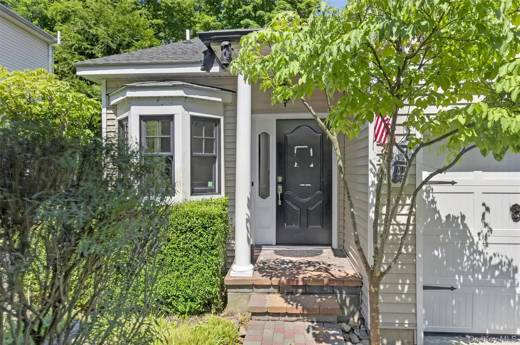 708 Kossuth Place Peekskill NY 10566