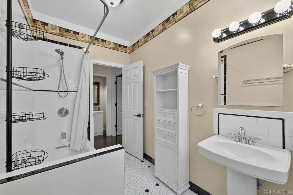 708 Kossuth Place Peekskill NY 10566