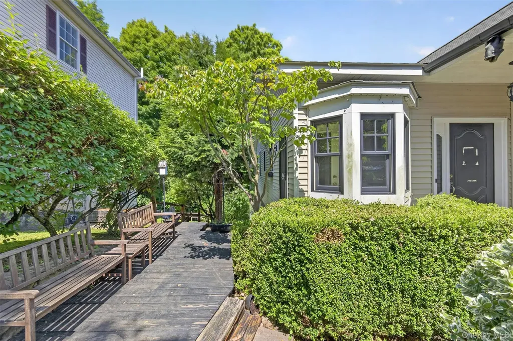 708 Kossuth Place Peekskill NY 10566