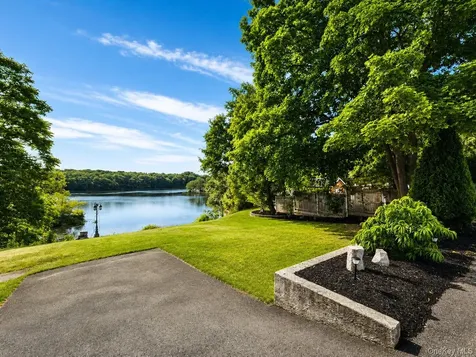 2770 W Main Street Wappingers Falls NY 12590