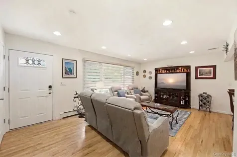 10 S Merrick Road Massapequa NY 11758