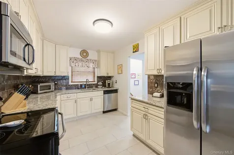 10 S Merrick Road Massapequa NY 11758