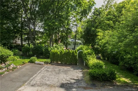 8 Elkan Road Larchmont NY 10538