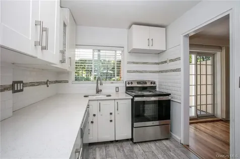 8 Elkan Road Larchmont NY 10538