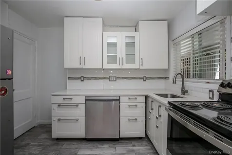 8 Elkan Road Larchmont NY 10538