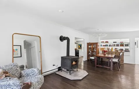 15 Indian Hill Road East Hampton NY 11937