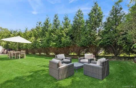15 Indian Hill Road East Hampton NY 11937