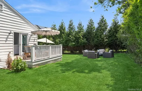 15 Indian Hill Road East Hampton NY 11937