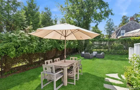 15 Indian Hill Road East Hampton NY 11937