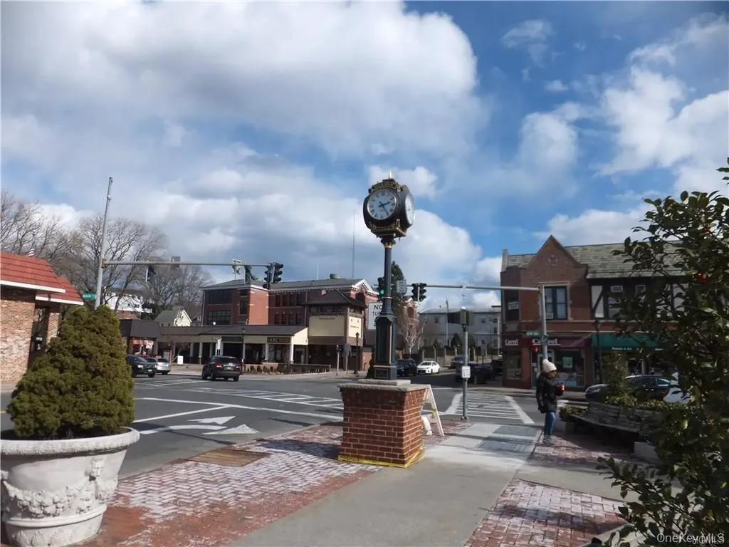 107 Kensington Road Bronxville NY 10708