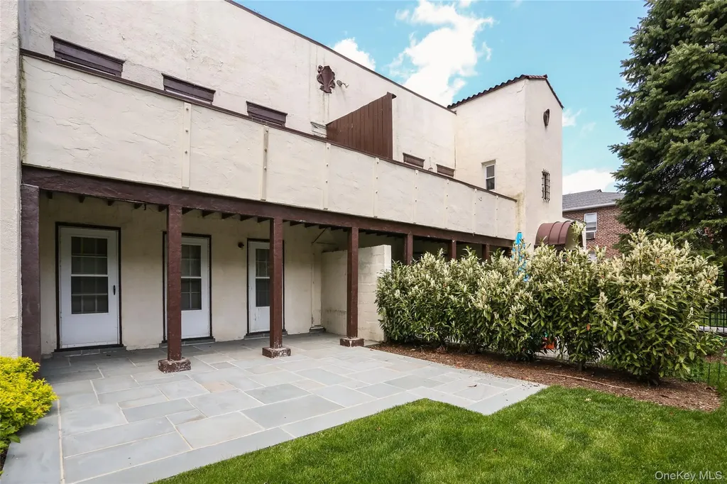 107 Kensington Road Bronxville NY 10708