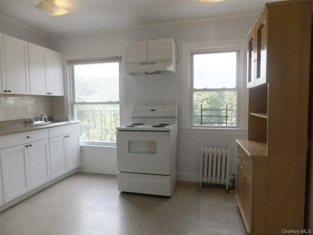 107 Kensington Road Bronxville NY 10708