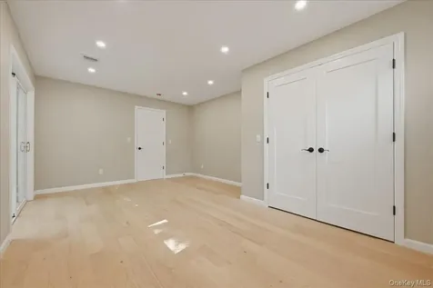 7 Surrey Road Massapequa NY 11758