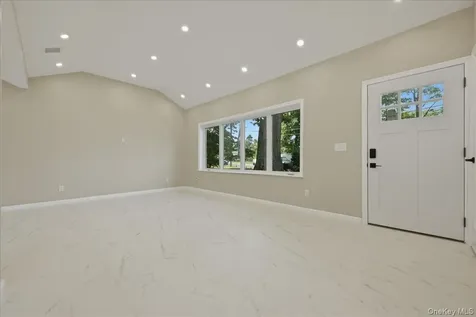7 Surrey Road Massapequa NY 11758